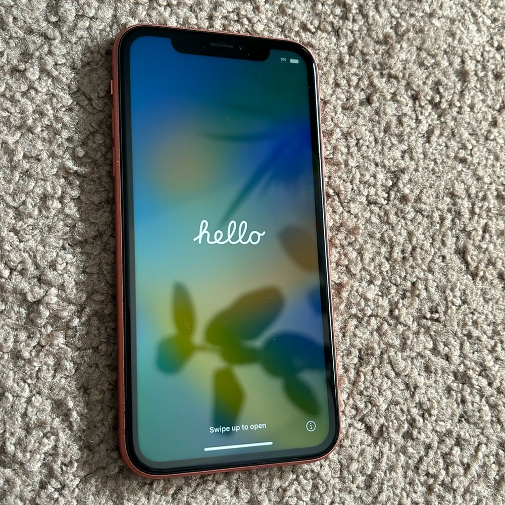 Apple iPhone XR!